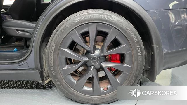 Tesla Model X id 4517149 из Кореи 13