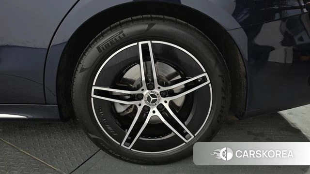 Mercedes-Benz E-Class W214 id 4752898 из Кореи 13