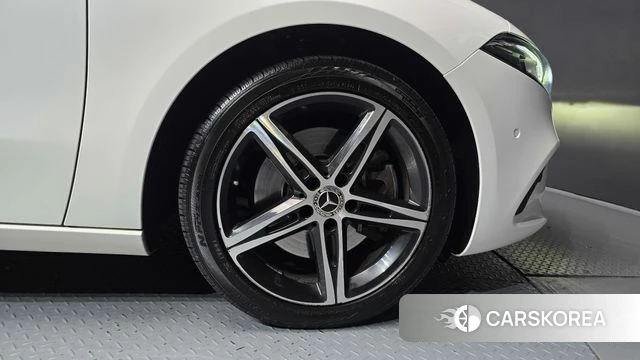Mercedes-Benz A-Class W177 id 4501801 из Кореи 13