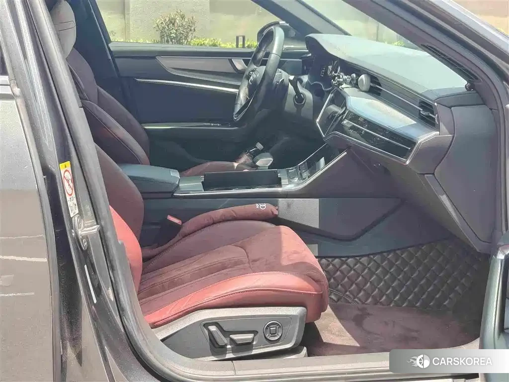 Audi A6L id 4576620 из Китая 13