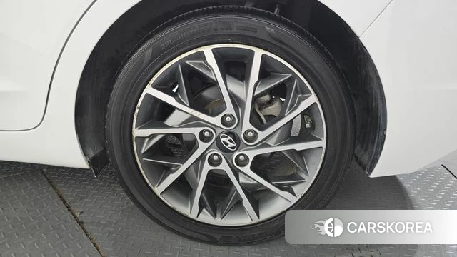 Hyundai The New Avante AD id 4677765 из Кореи 13
