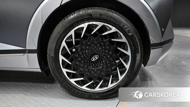 Hyundai Ionic 5 id 4936219 из Кореи 13