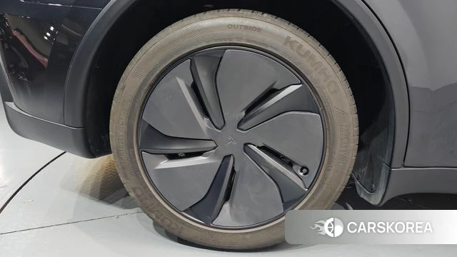 Tesla Model Y id 4441793 из Кореи 13