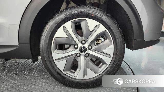 Kia Niro EV id 4529489 из Кореи 13