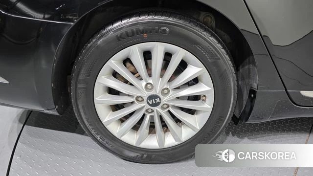 Kia Come New K7 id 4638055 из Кореи 13