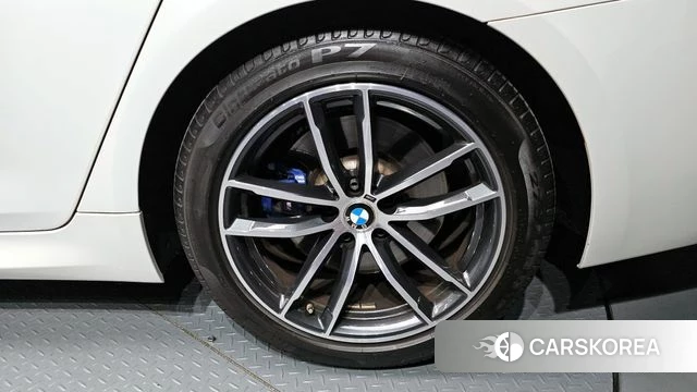 BMW 5 Series (G30) id 4224505 из Кореи 13