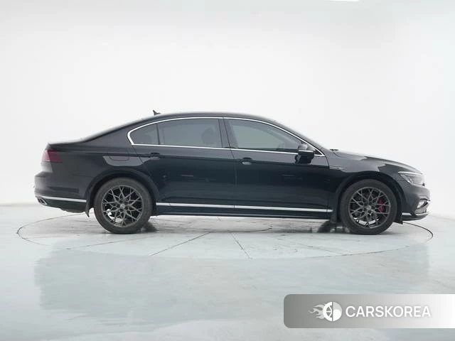 Volkswagen Magotan id 4275944 из Китая 13