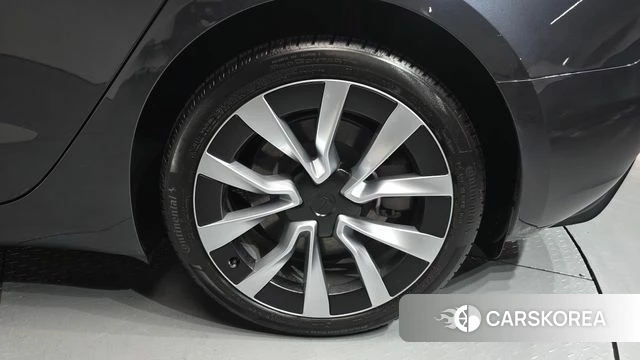 Tesla Model 3 id 4321591 из Кореи 13