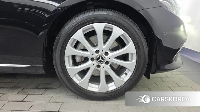 Mercedes-Benz E-Class W213 id 4471321 из Кореи 13