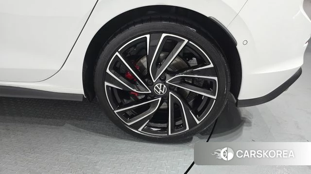 Volkswagen Golf 8th Generation id 4665087 из Кореи 13