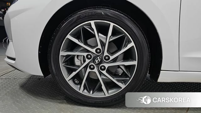 Hyundai The New Avante AD id 4345589 из Кореи 13