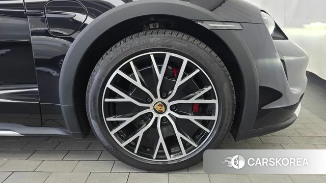 Porsche Taycan id 4462902 из Кореи 13