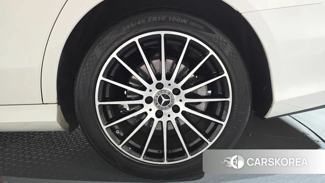 Mercedes-Benz E-Class W213 id 4670351 из Кореи 13