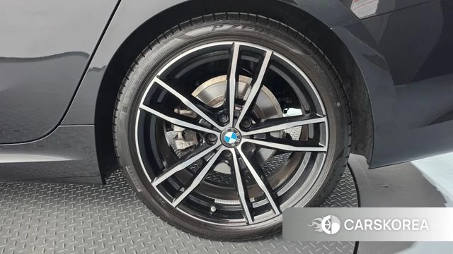 BMW 3 Series (G20) id 4793277 из Кореи 13