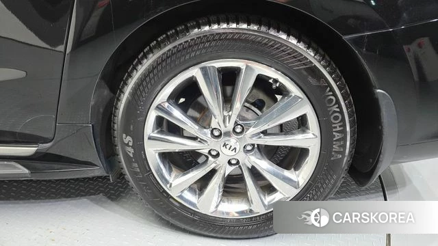 Kia The New Carnival id 4587175 из Кореи 13