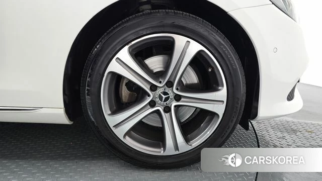 Mercedes-Benz E-Class W213 id 4586925 из Кореи 13