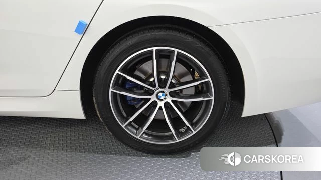 BMW 5 Series (G30) id 4740021 из Кореи 13