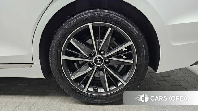 Hyundai The New Grandeur IG id 4401971 из Кореи 13