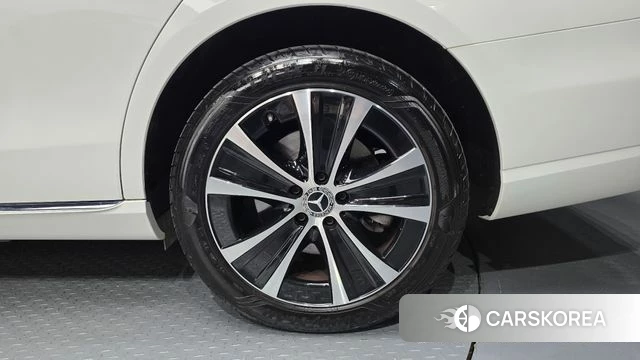 Mercedes-Benz E-Class W213 id 4881429 из Кореи 13