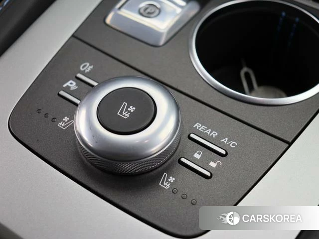Aston Martin Rapide id 4210911 из Китая 13