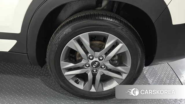 Kia Seltos id 4244745 из Кореи 13