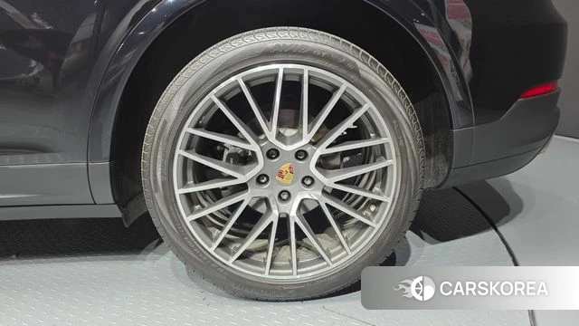 Porsche Cayenne (PO536) id 4294431 из Кореи 13