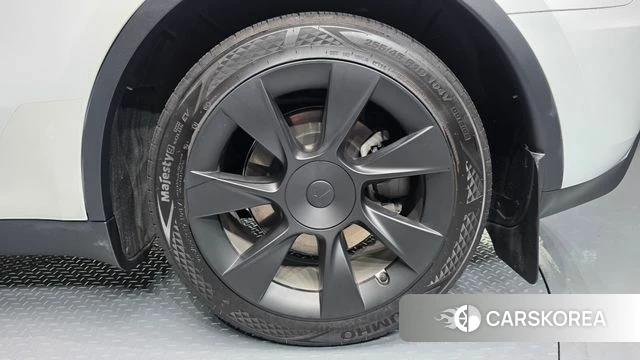 Tesla Model Y id 4757726 из Кореи 13