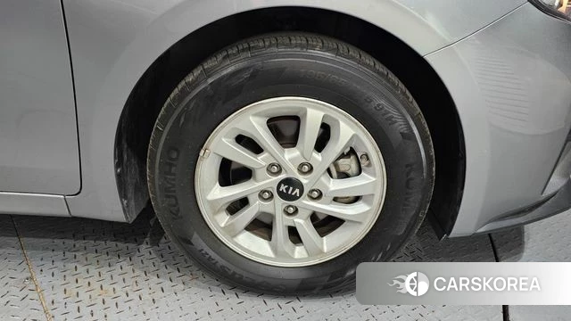 Kia Come New K3 id 4196399 из Кореи 13