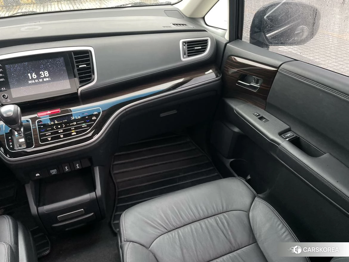 Honda Odyssey id 4514061 из Китая 13