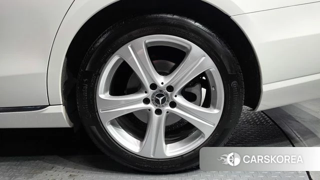 Mercedes-Benz E-Class W213 id 4286292 из Кореи 13
