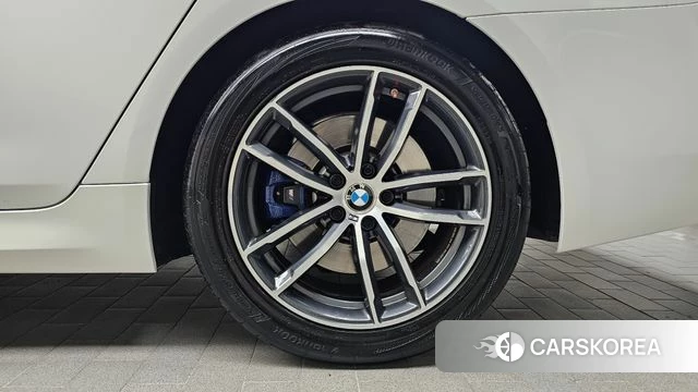 BMW 5 Series (G30) id 4936918 из Кореи 13