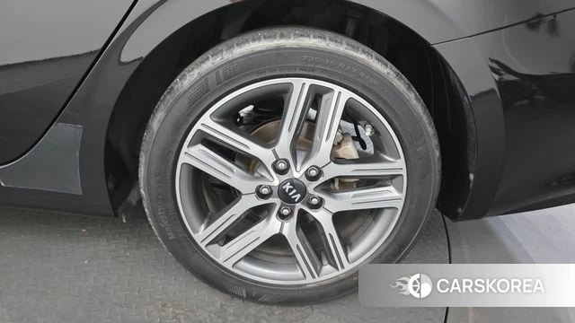 Kia Come New K3 id 4446440 из Кореи 13