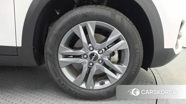 Kia Seltos id 4580316 из Кореи 13