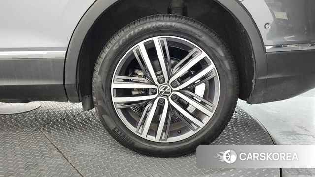 Volkswagen Tiguan Allspace id 4607674 из Кореи 13