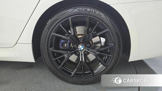 BMW 5 Series (G30) id 4848323 из Кореи 13