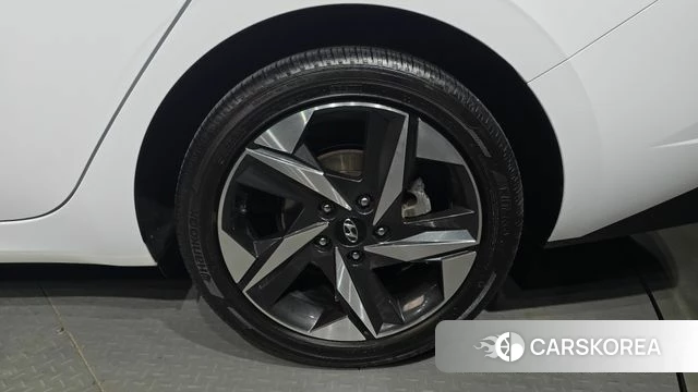 Hyundai Avante (CN7) id 4303005 из Кореи 13