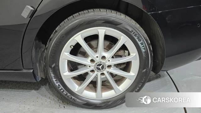 Mercedes-Benz A-Class W177 id 4727495 из Кореи 13