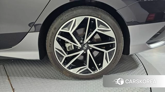 Hyundai Ionic 6 id 4571676 из Кореи 13