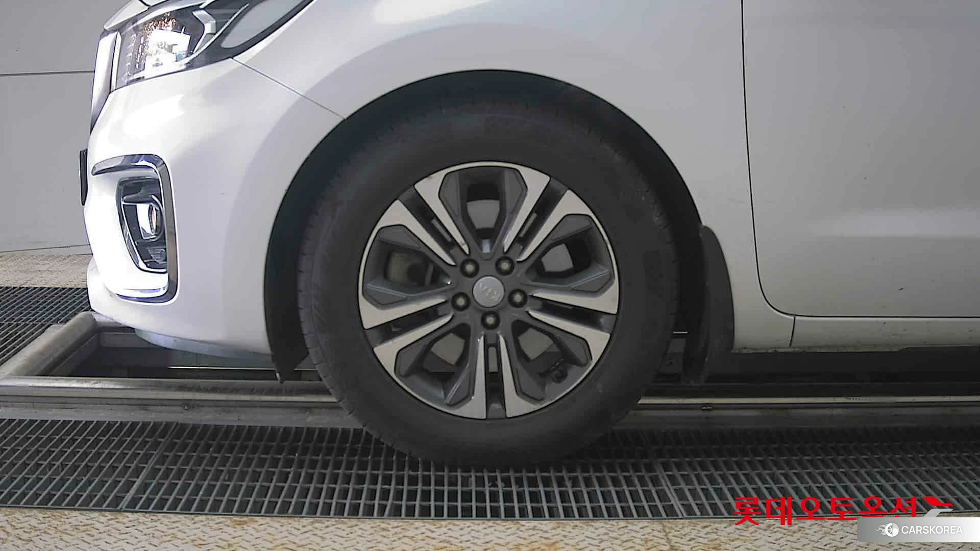 Kia Carnival id 4289633 из Кореи 13