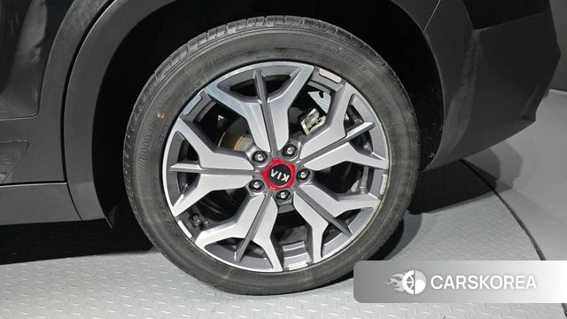 Kia Seltos id 4362535 из Кореи 13