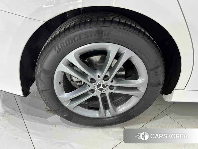 Mercedes-Benz Class A id 4263256 из Китая 13