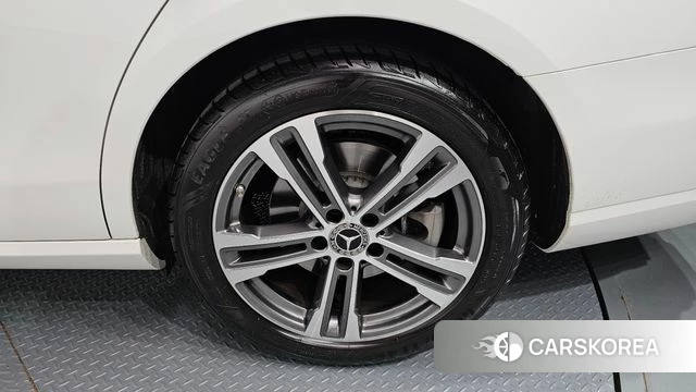 Mercedes-Benz E-Class W213 id 4758942 из Кореи 13