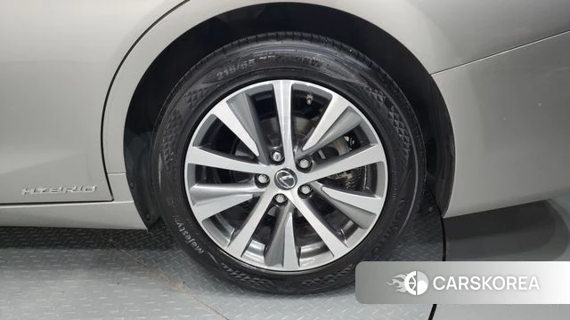Lexus ES300h 7th generation id 4633023 из Кореи 13