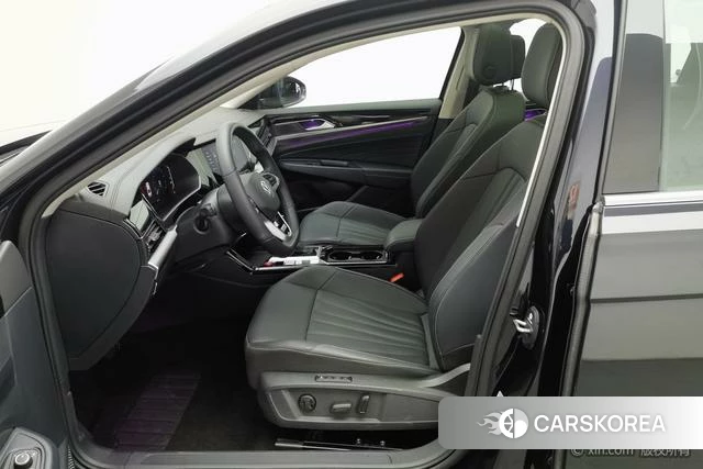 Volkswagen Passat id 4279119 из Китая 13