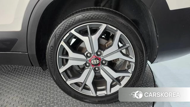 Kia Seltos id 4703152 из Кореи 13