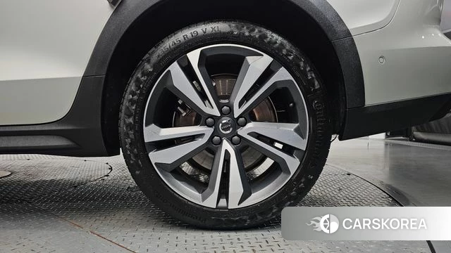 Volvo V60 Cross-Country 2nd Generation id 4482422 из Кореи 13
