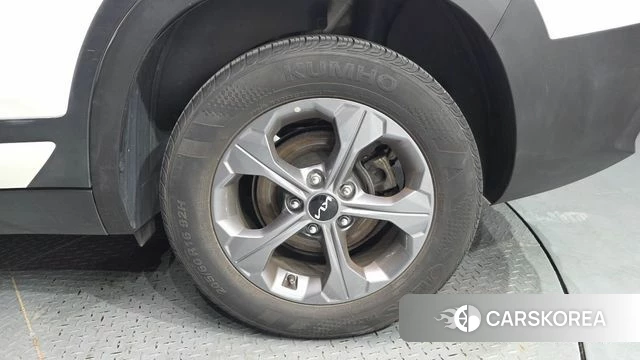 Kia Seltos id 4330261 из Кореи 13