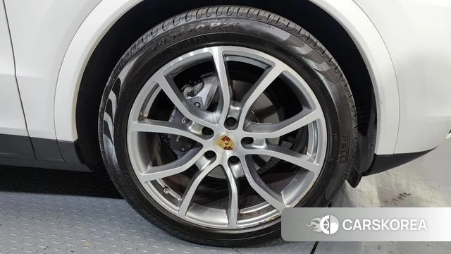 Porsche Cayenne (PO536) id 4196276 из Кореи 13