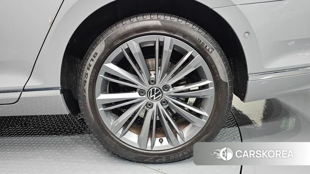Volkswagen Passat GT (B8) id 4711902 из Кореи 13