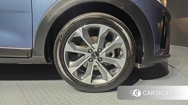 Kia Stonic id 4647759 из Кореи 13